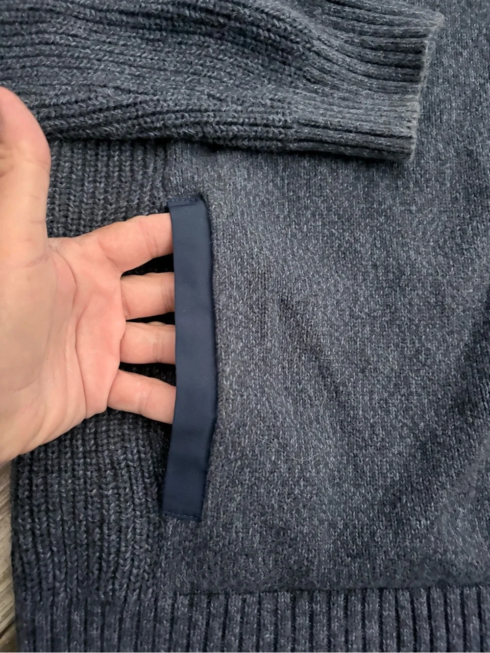 Daniel Hechter full-zip mock neck sweater jacket with ribbed cuffs  Mens M
